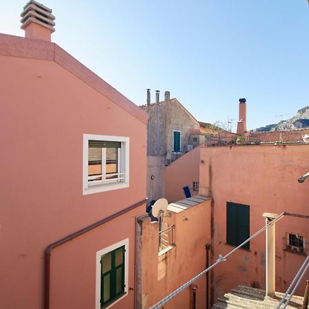 Casa Cici A 50 Mt Dal Mare Apartment Финале Лигуре Екстериор снимка